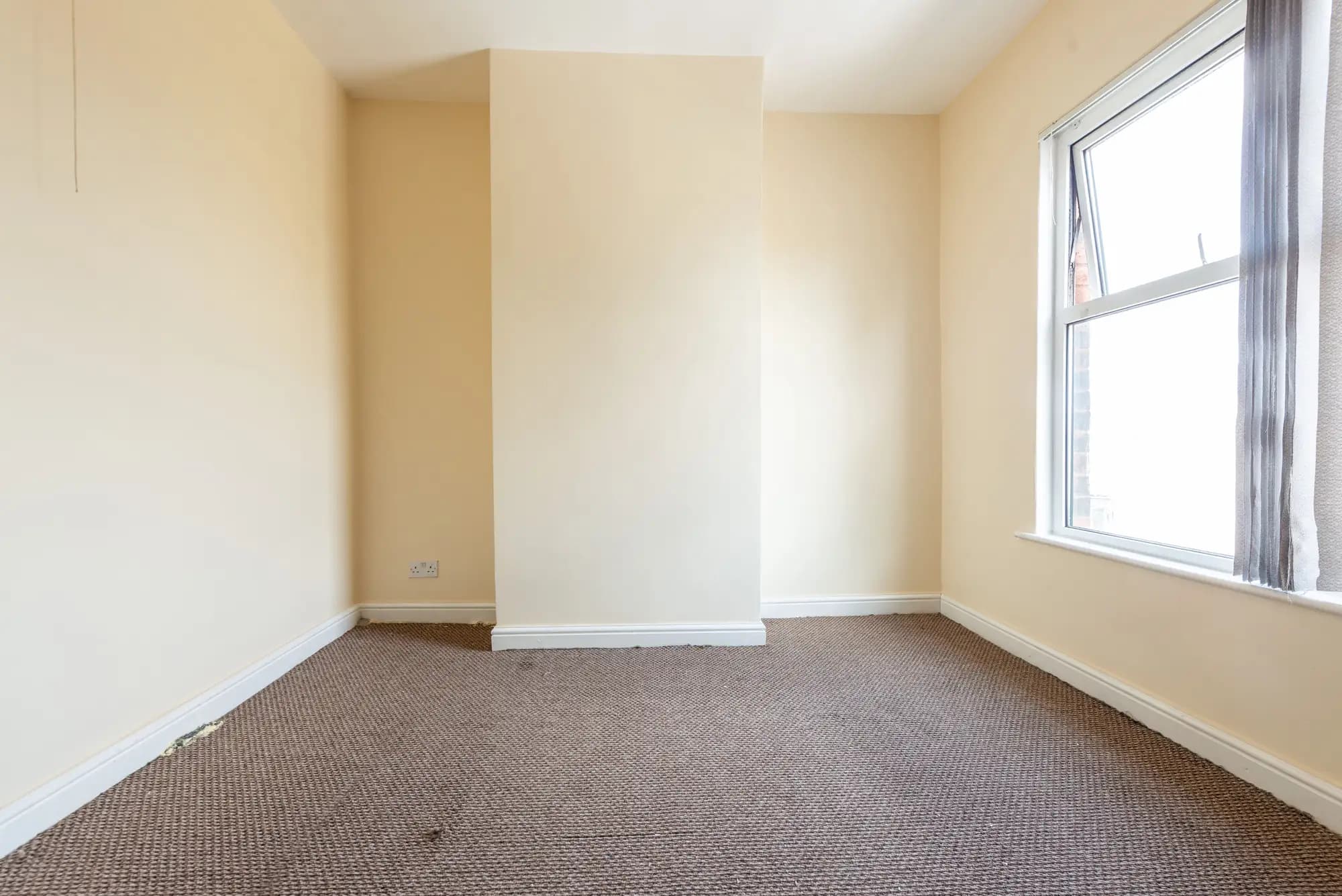 property photo 24 of 44