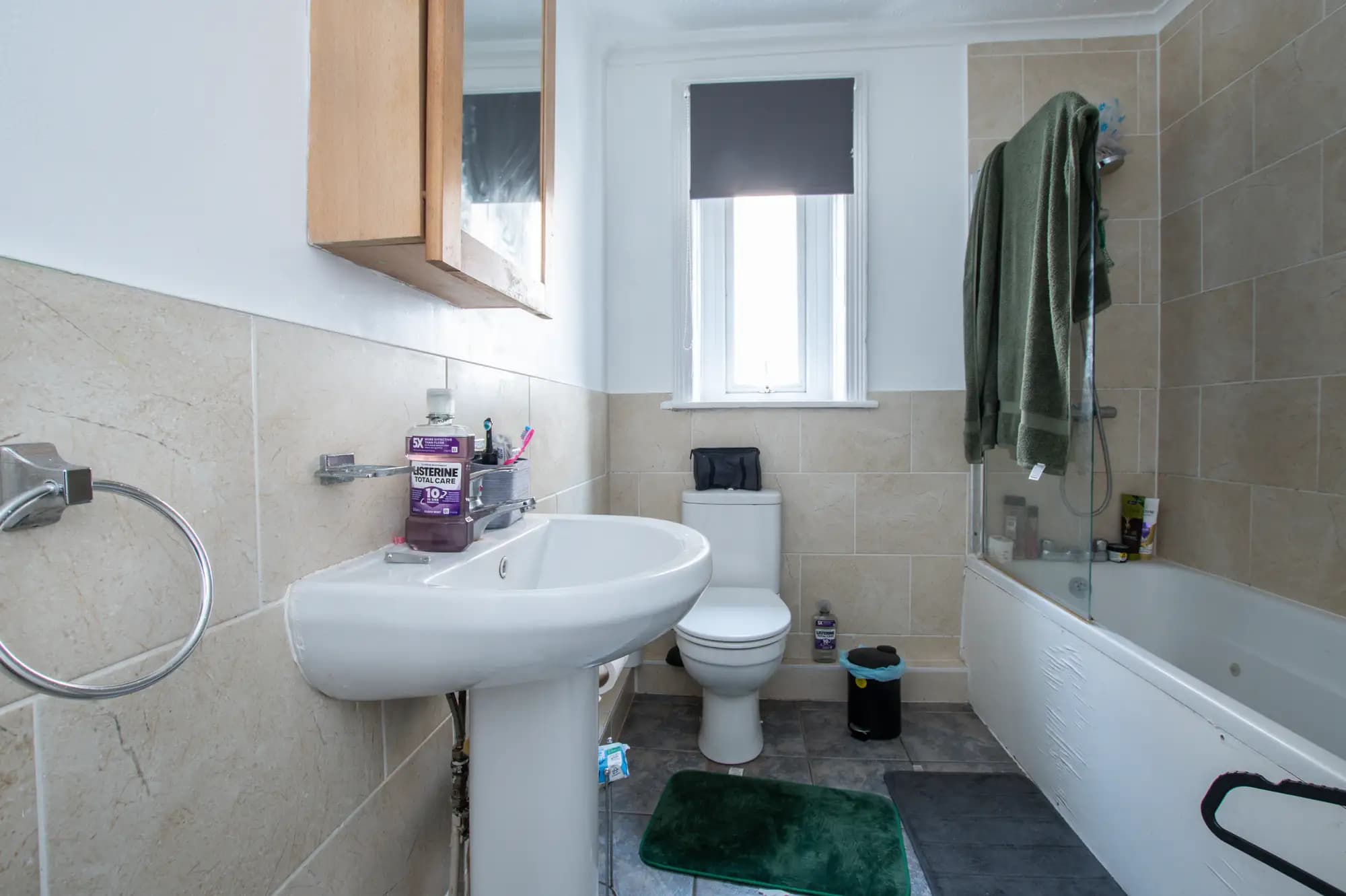 property photo 5 of 18