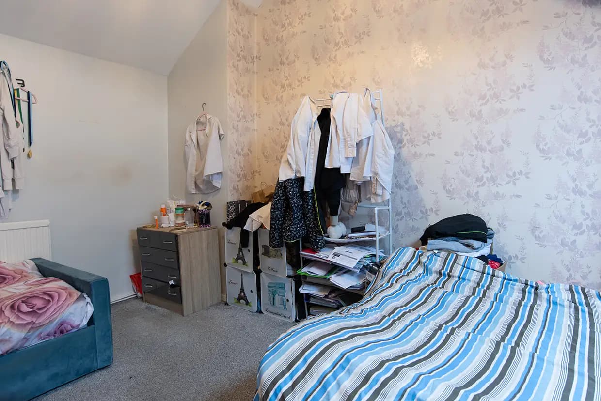 property photo 17 of 25