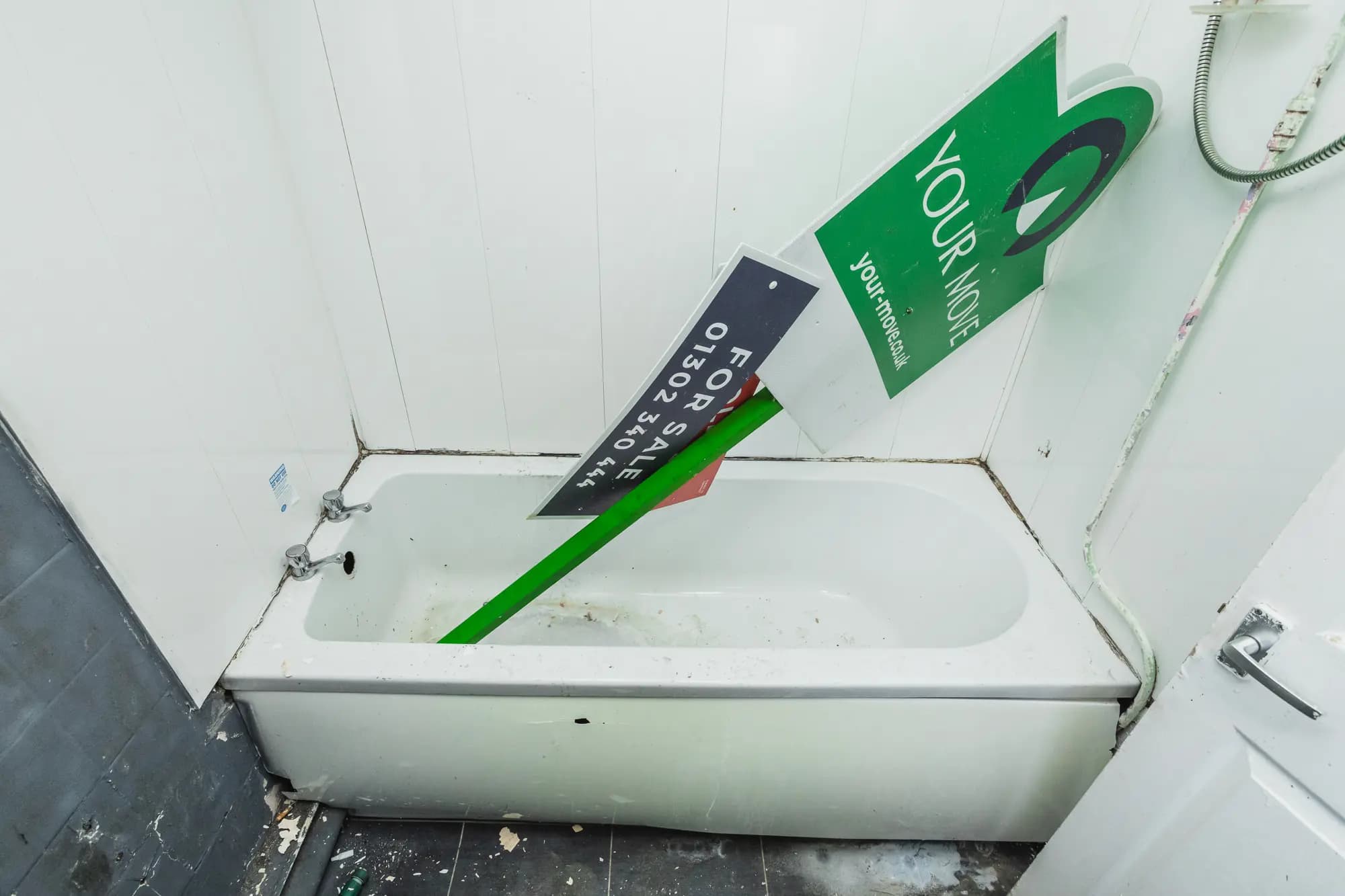 property photo 14 of 32