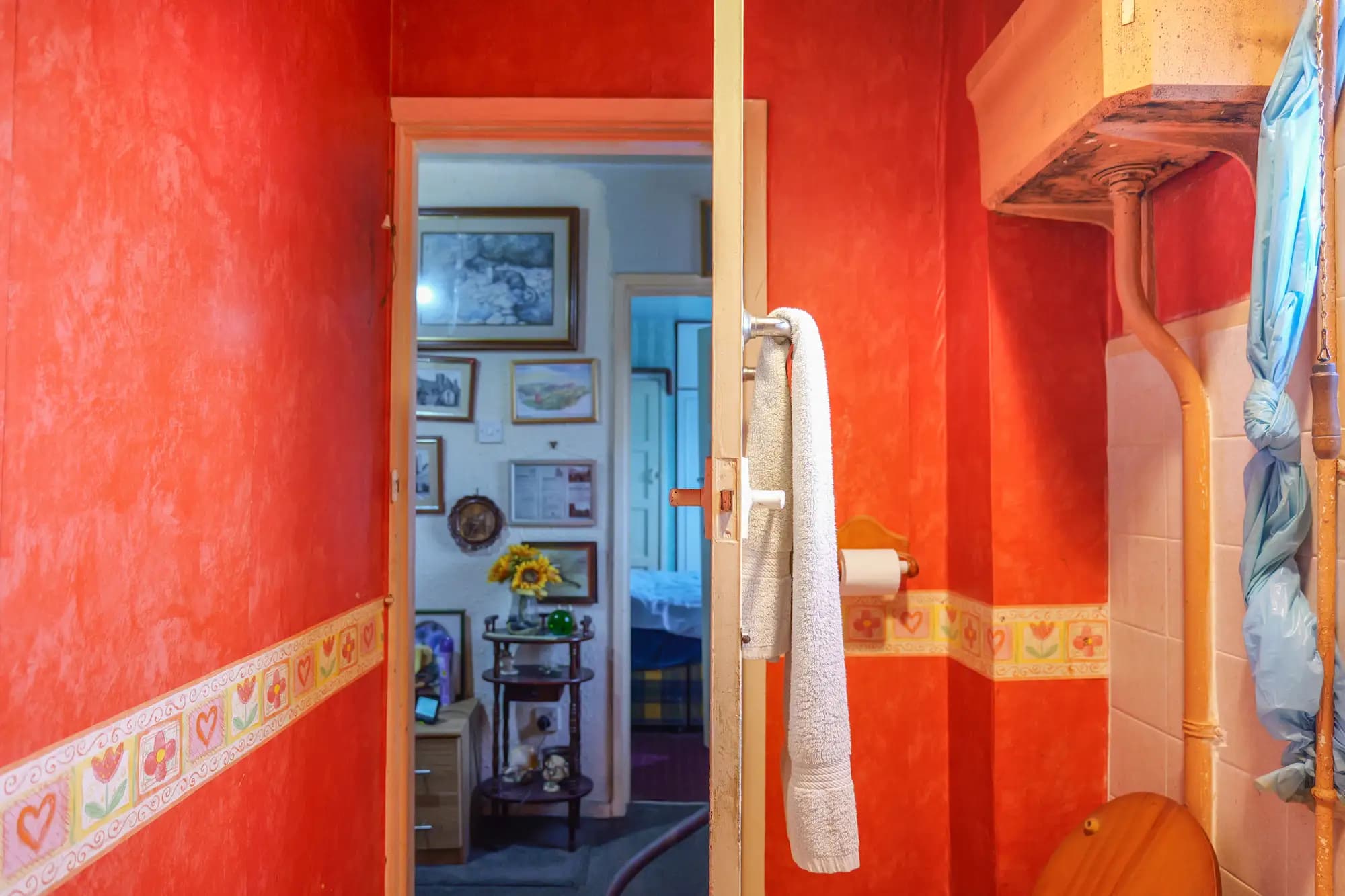 property photo 9 of 20