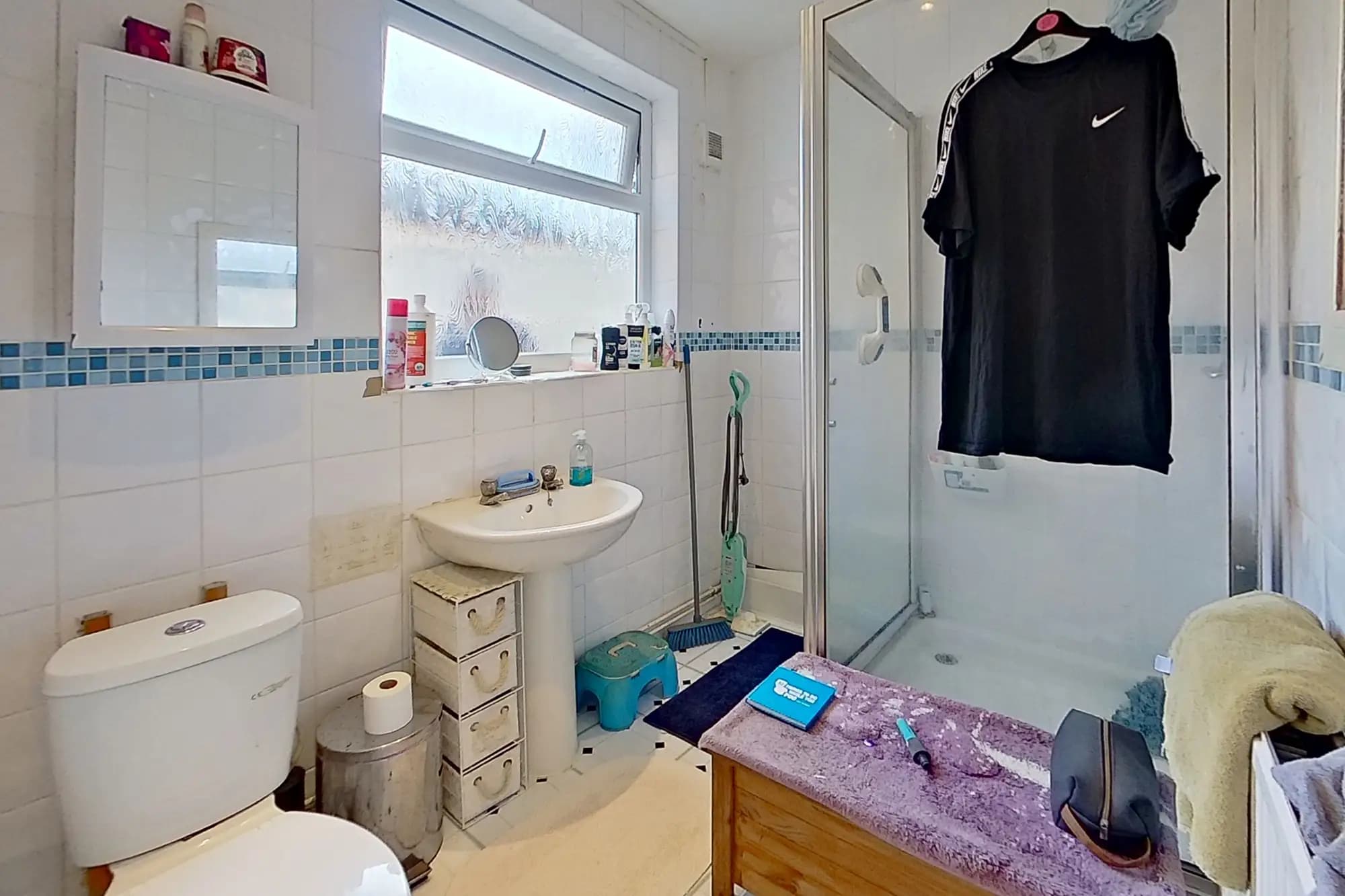 property photo 6 of 14