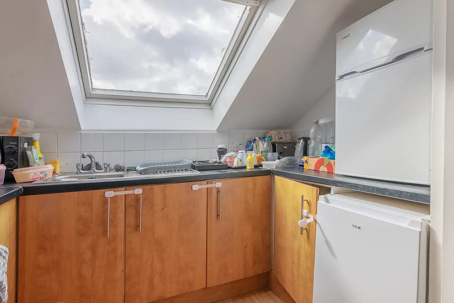 property photo 5 of 19