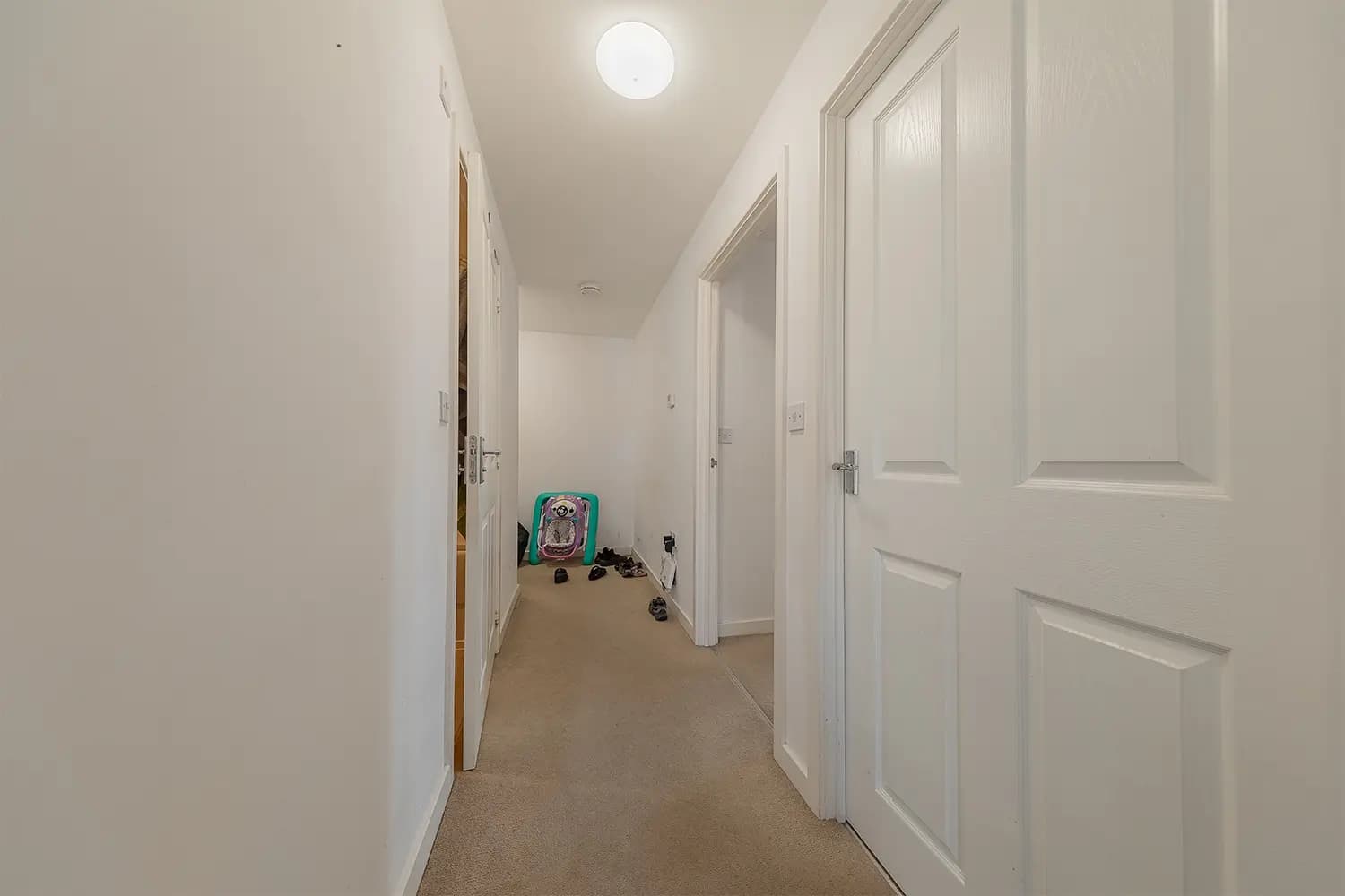 property photo 11 of 23