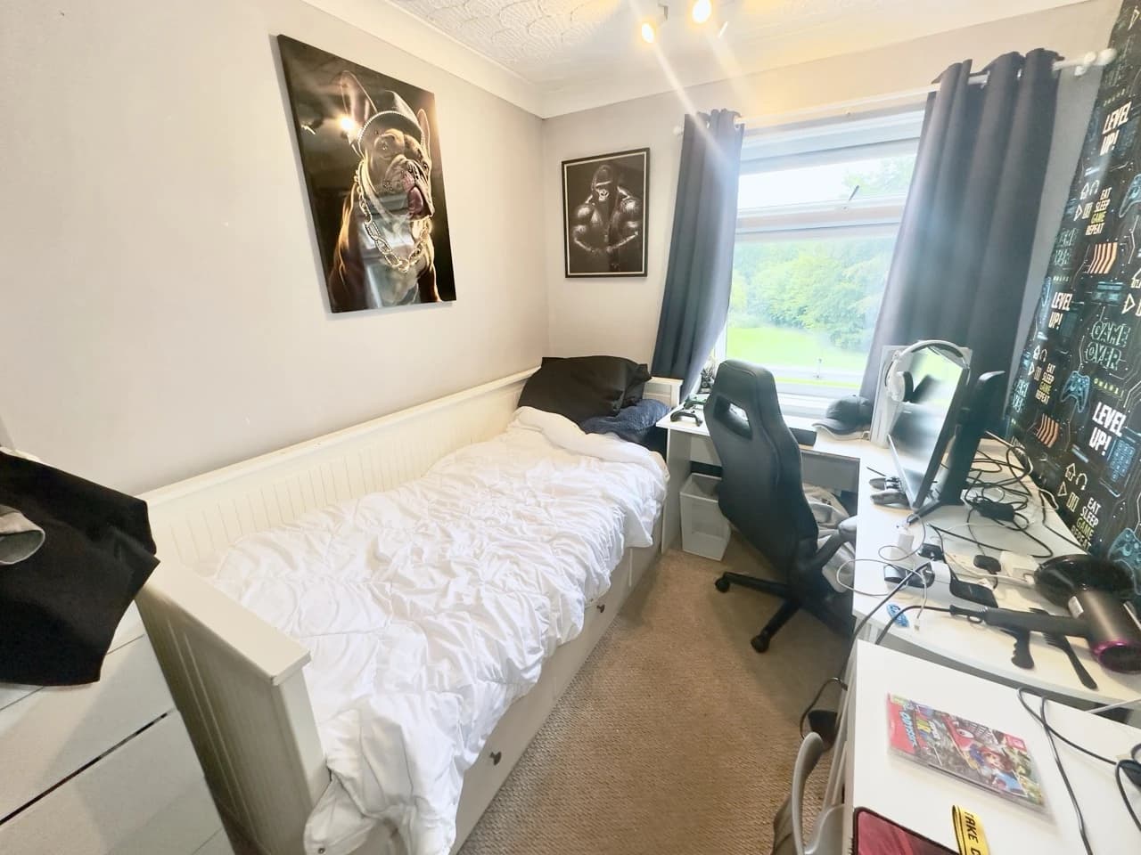 property photo 15 of 22