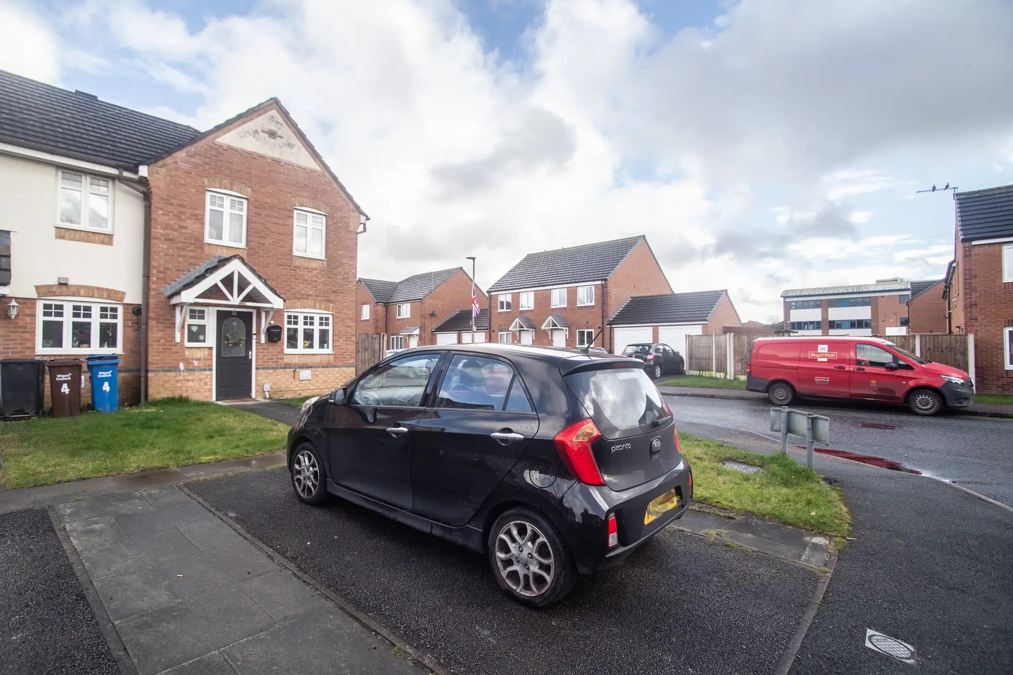 property photo 23 of 24