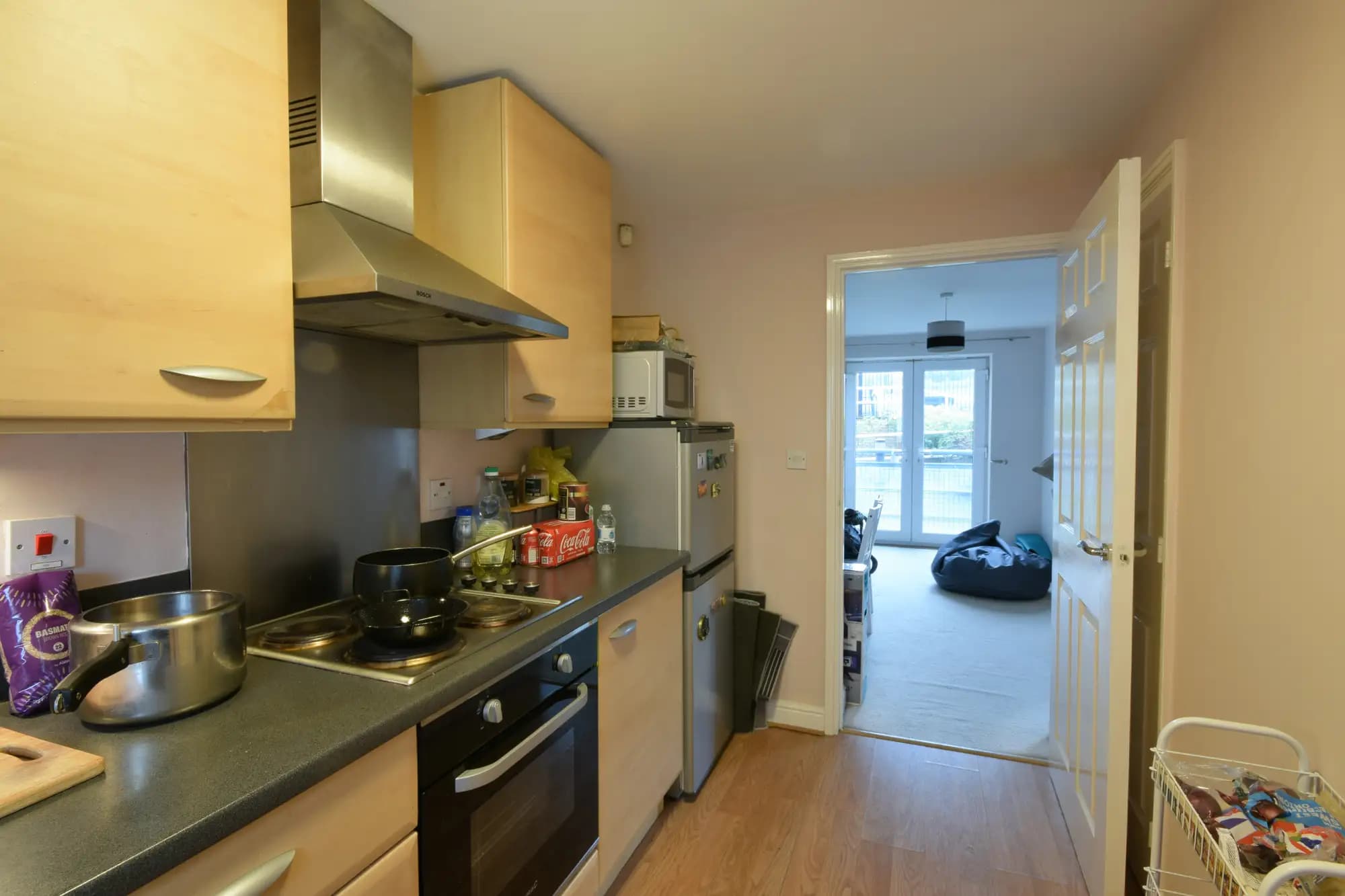 property photo 6 of 16