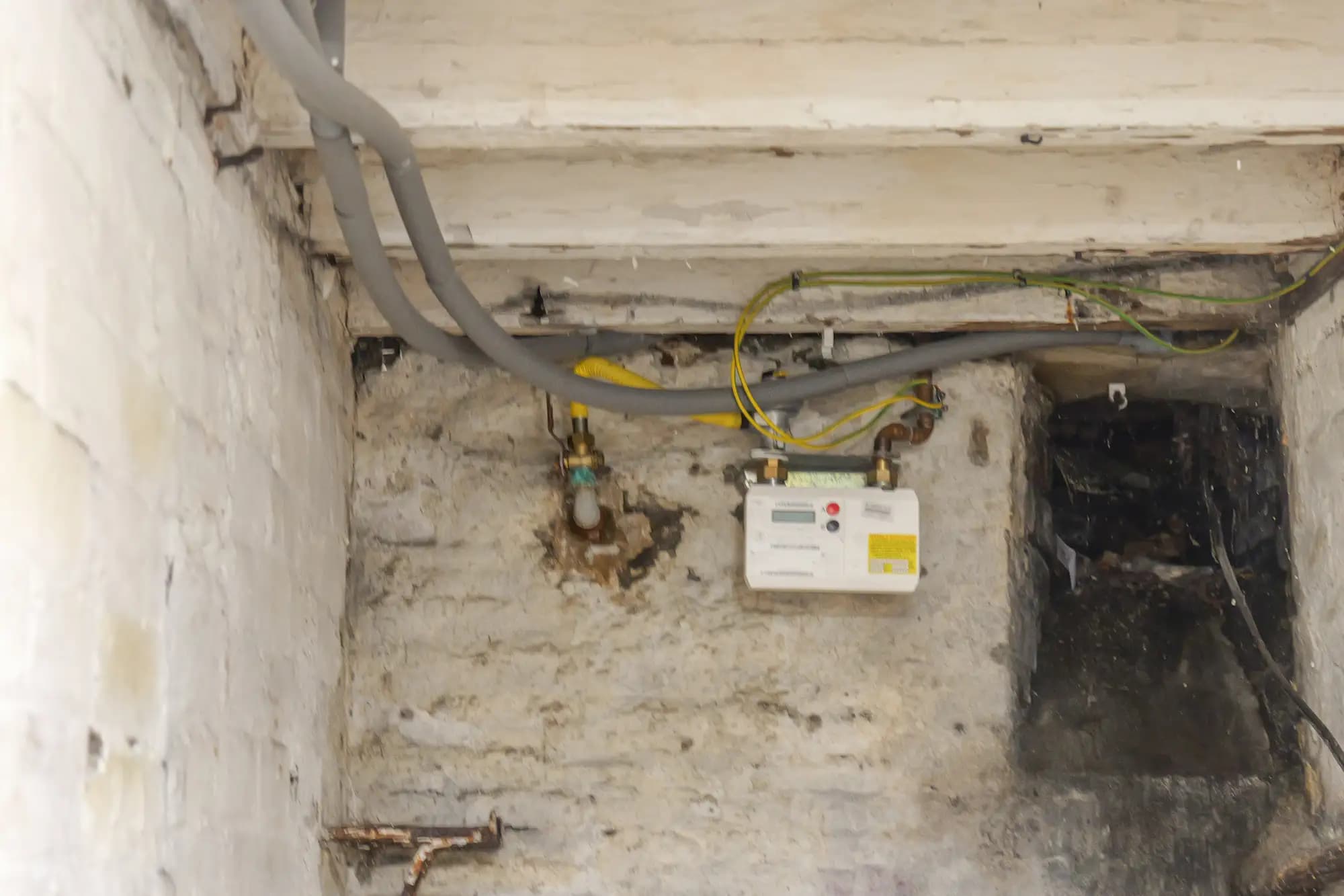 property photo 19 of 34