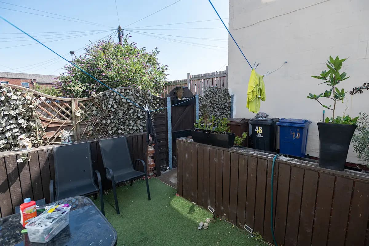 property photo 23 of 27