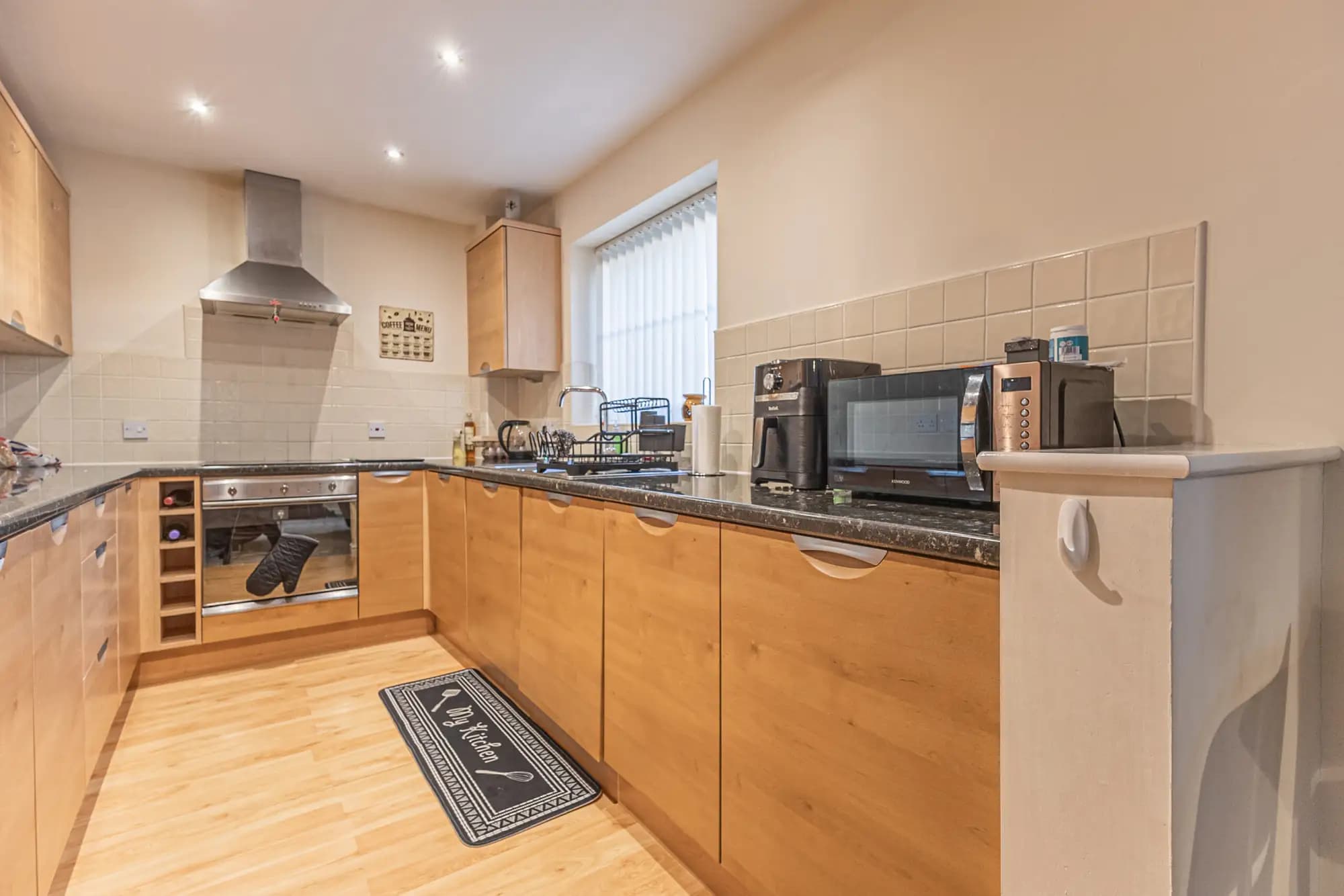 property photo 5 of 13