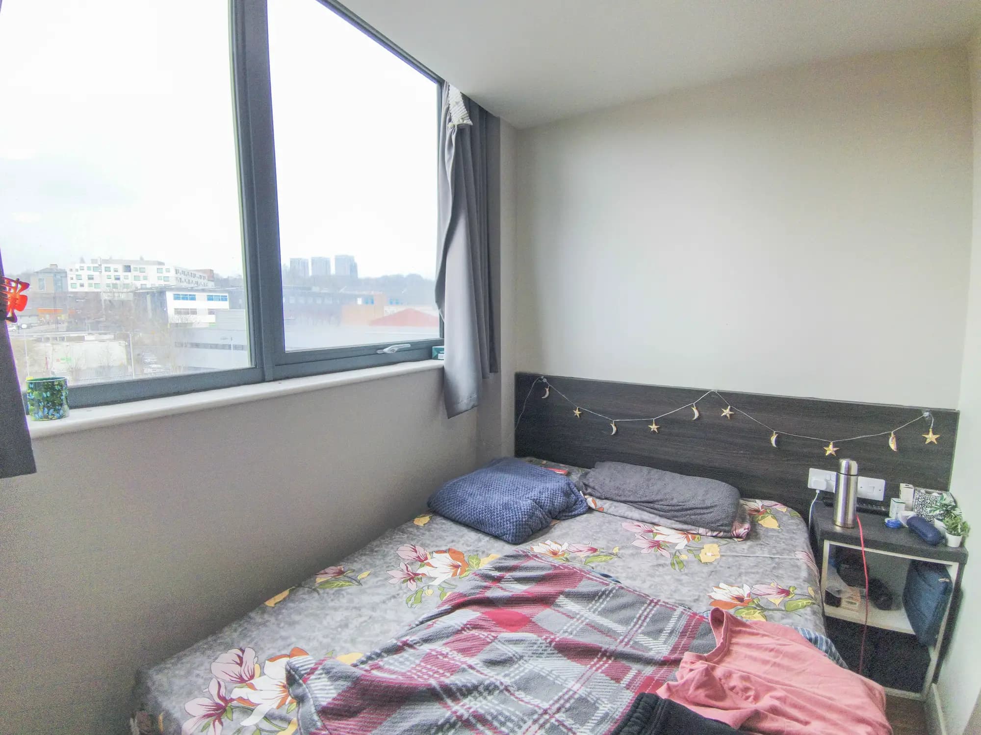 property photo 9 of 12