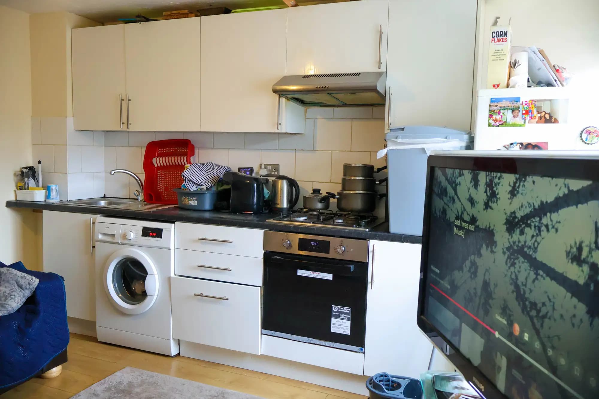 property photo 5 of 16