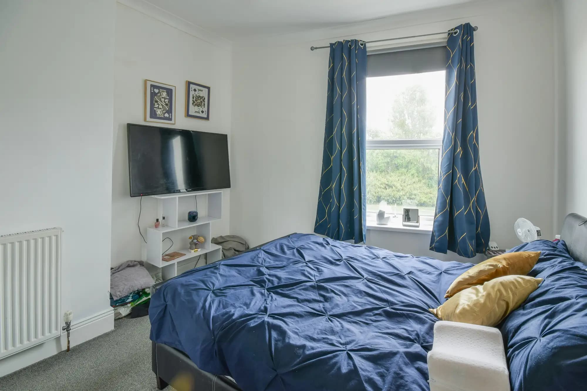 property photo 6 of 15