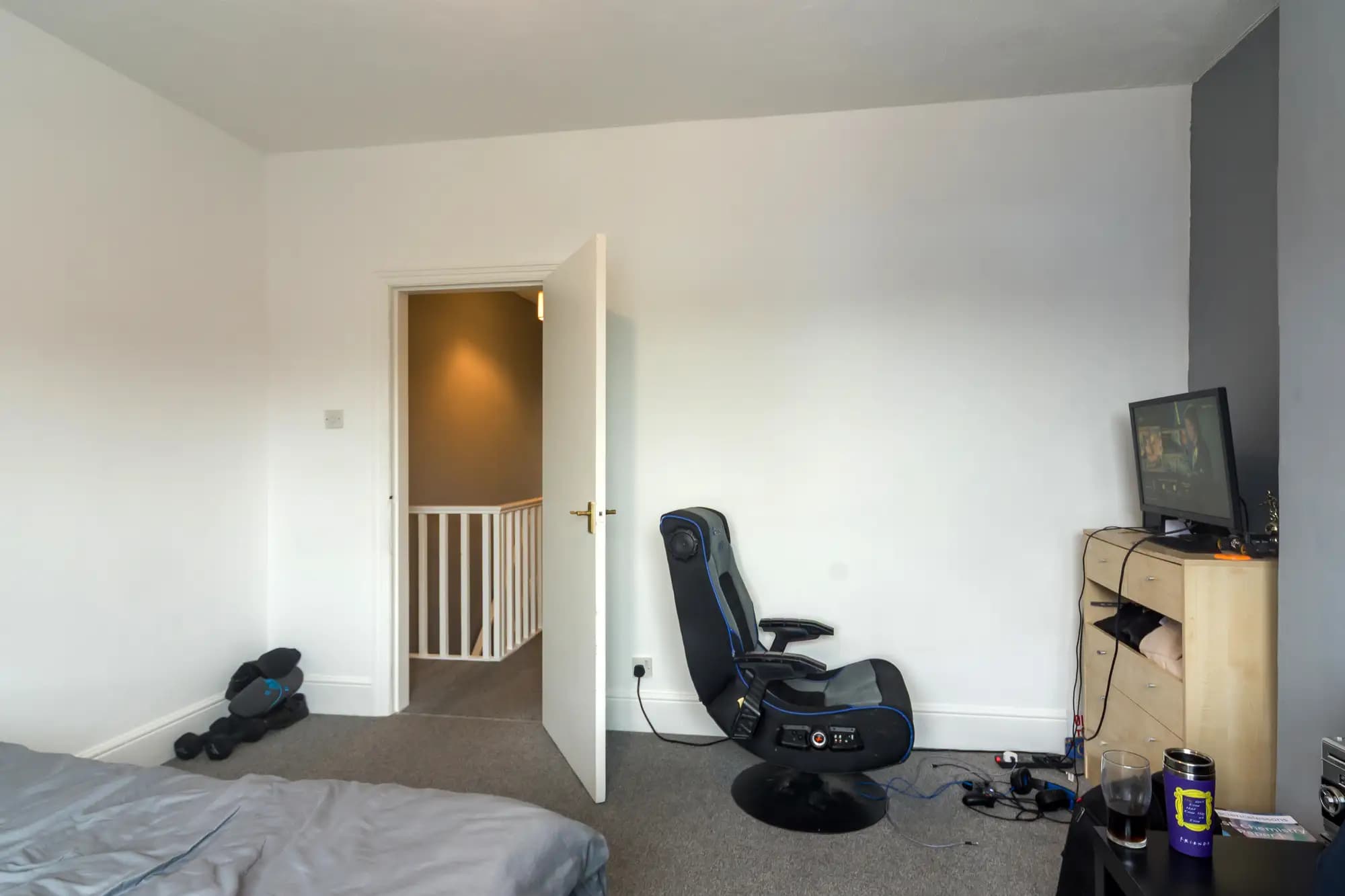 property photo 11 of 26