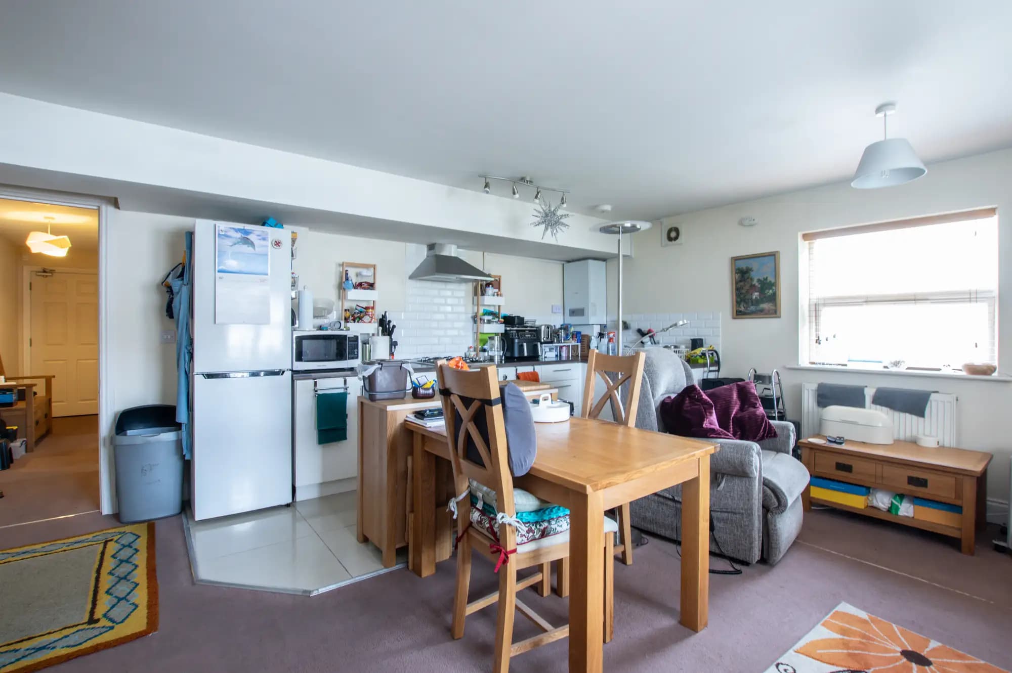 property photo 4 of 15