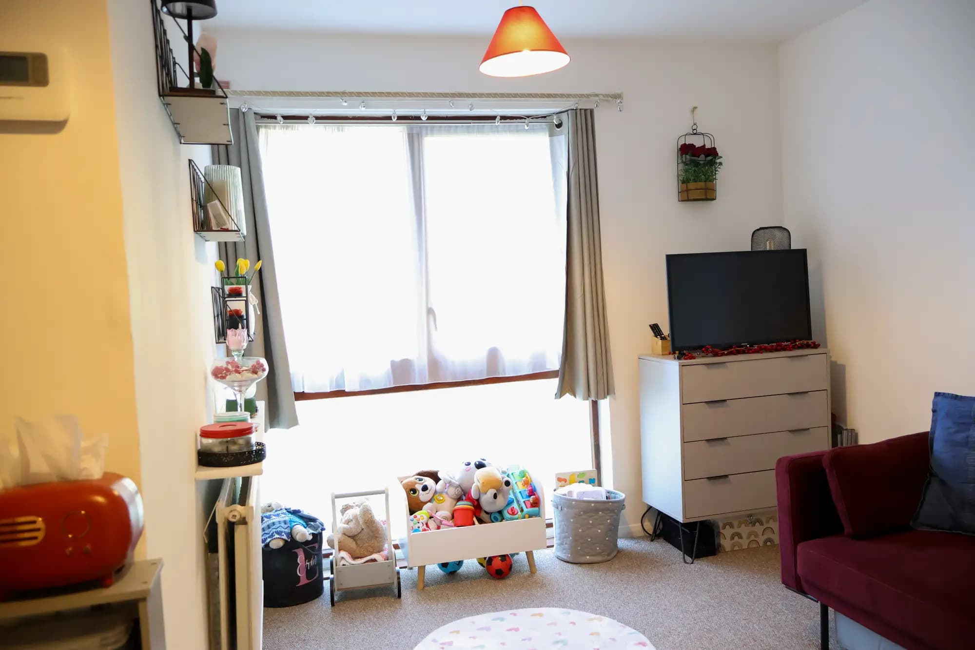 property photo 5 of 17