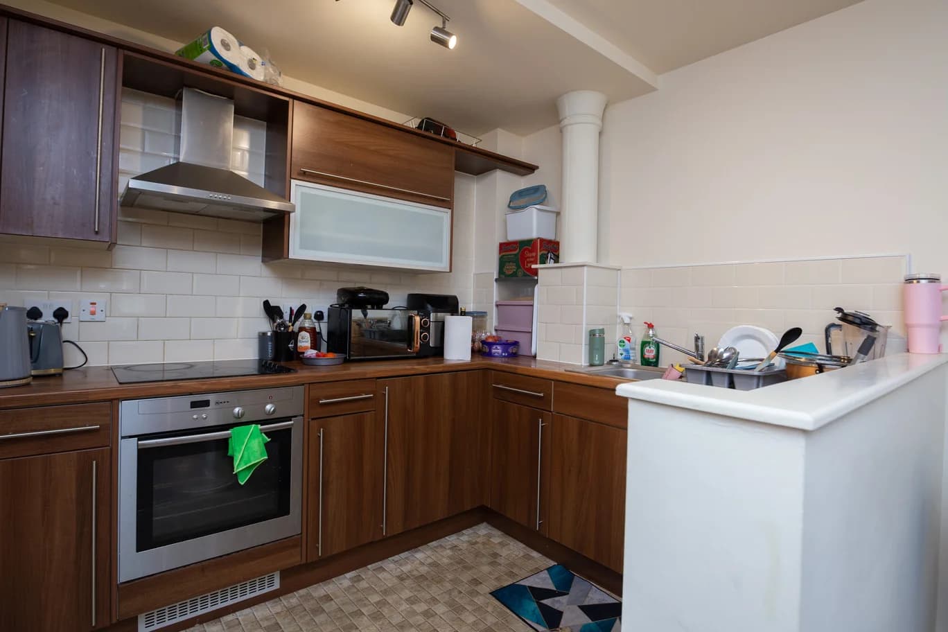 property photo 8 of 23