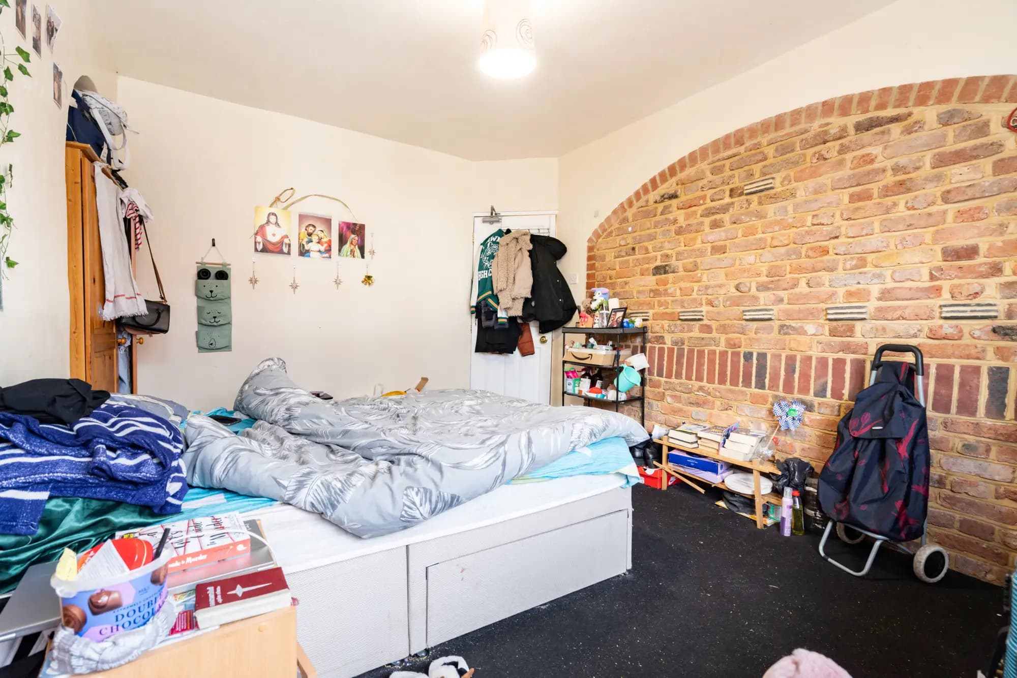 property photo 20 of 35