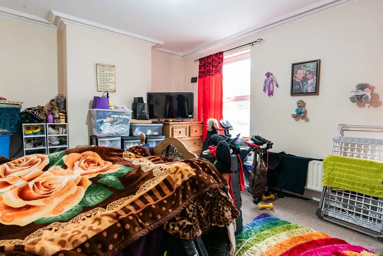 property photo 9 of 21