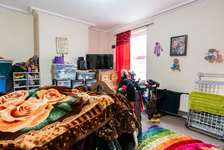 property photo 9 of 21