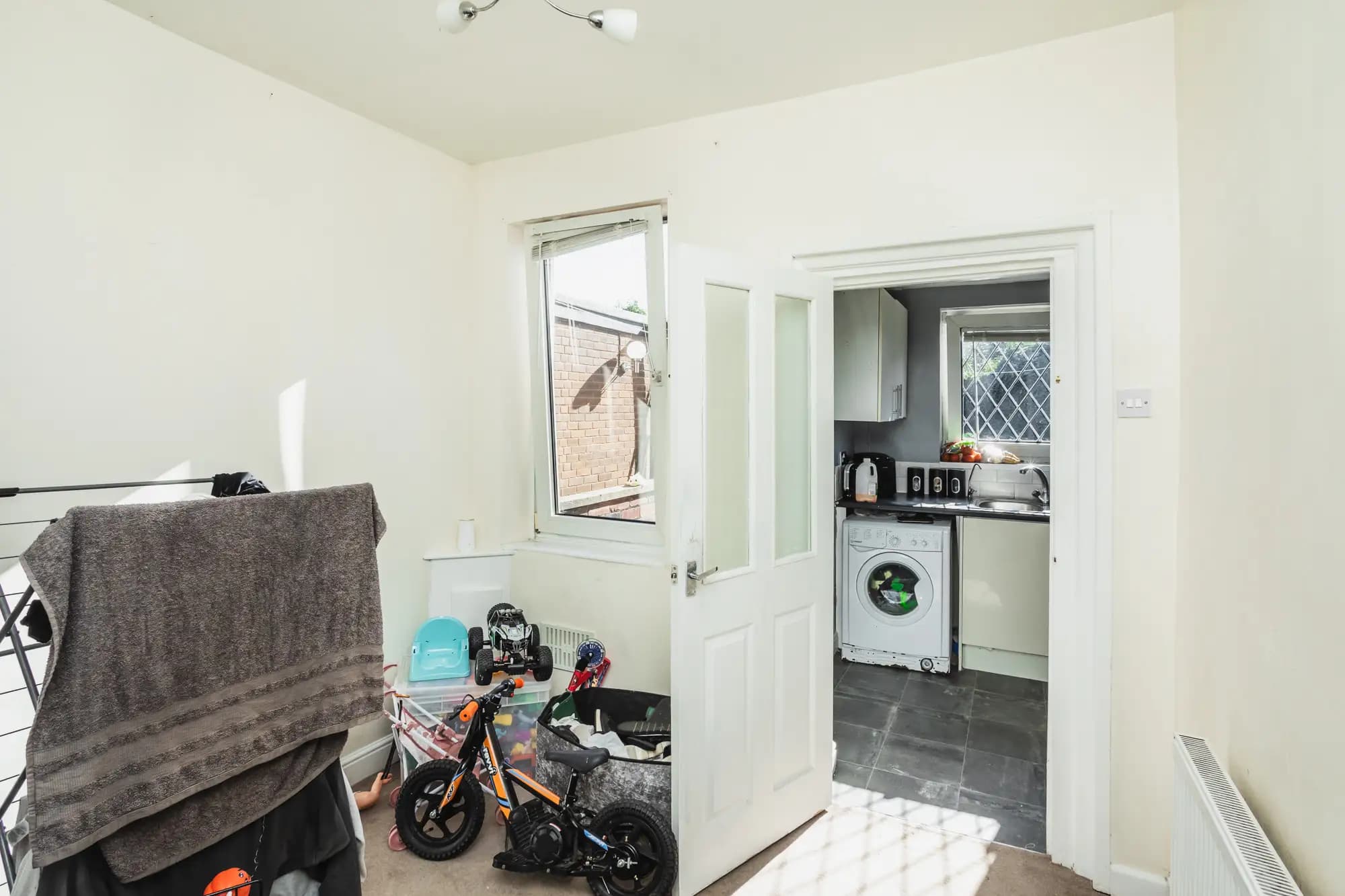 property photo 5 of 24