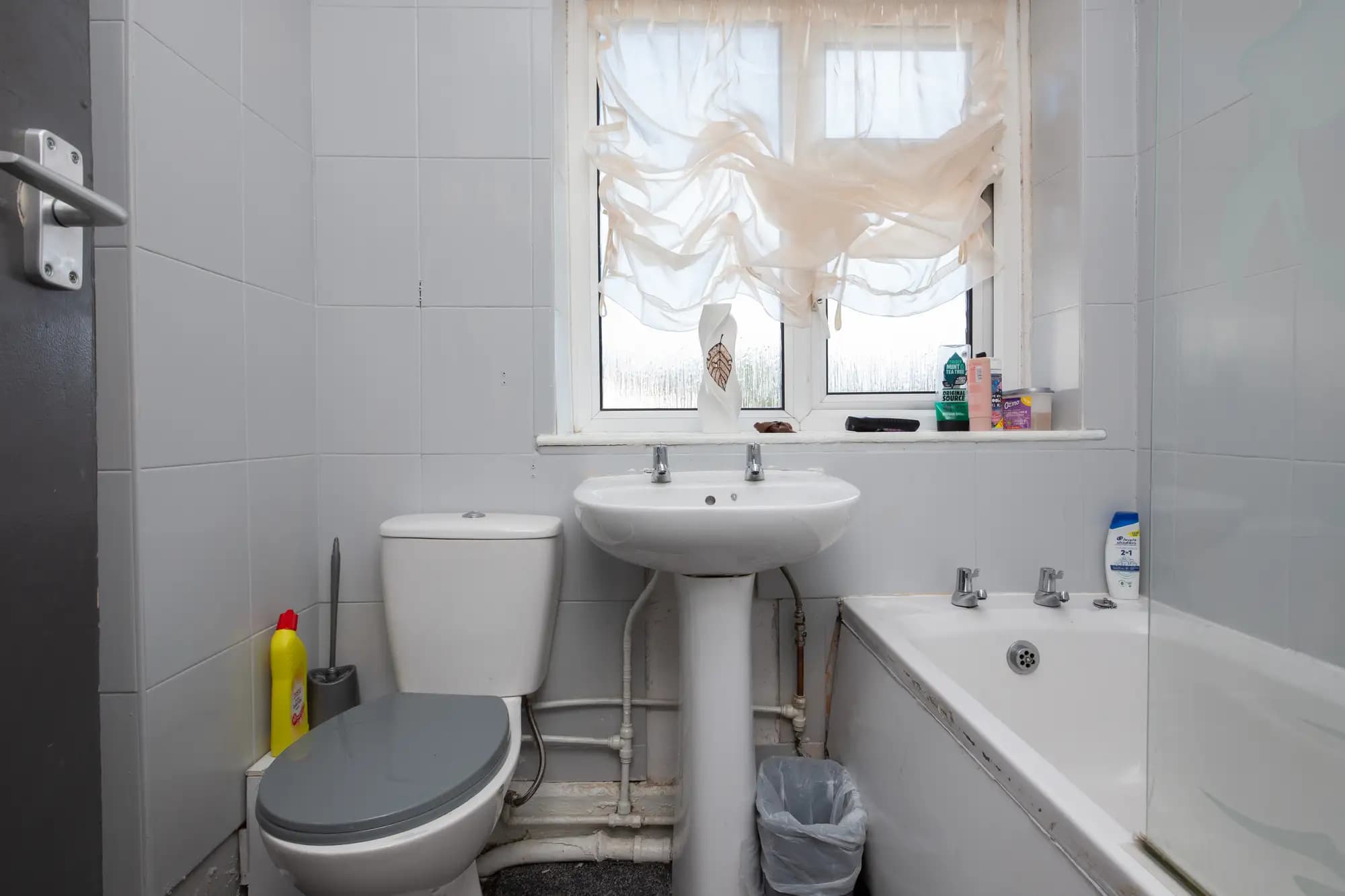 property photo 9 of 29
