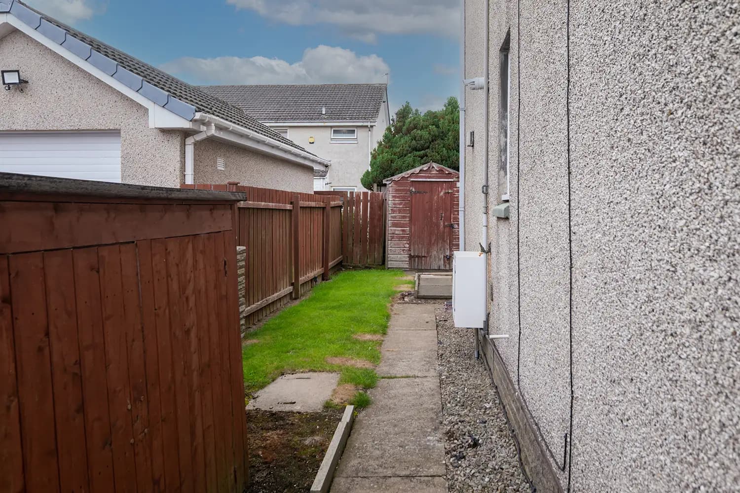 property photo 15 of 16