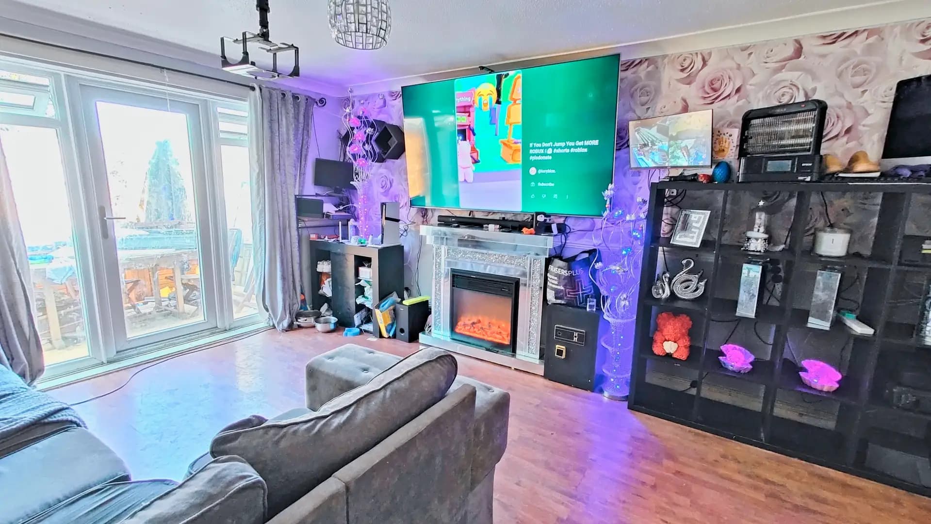 property photo 3 of 26