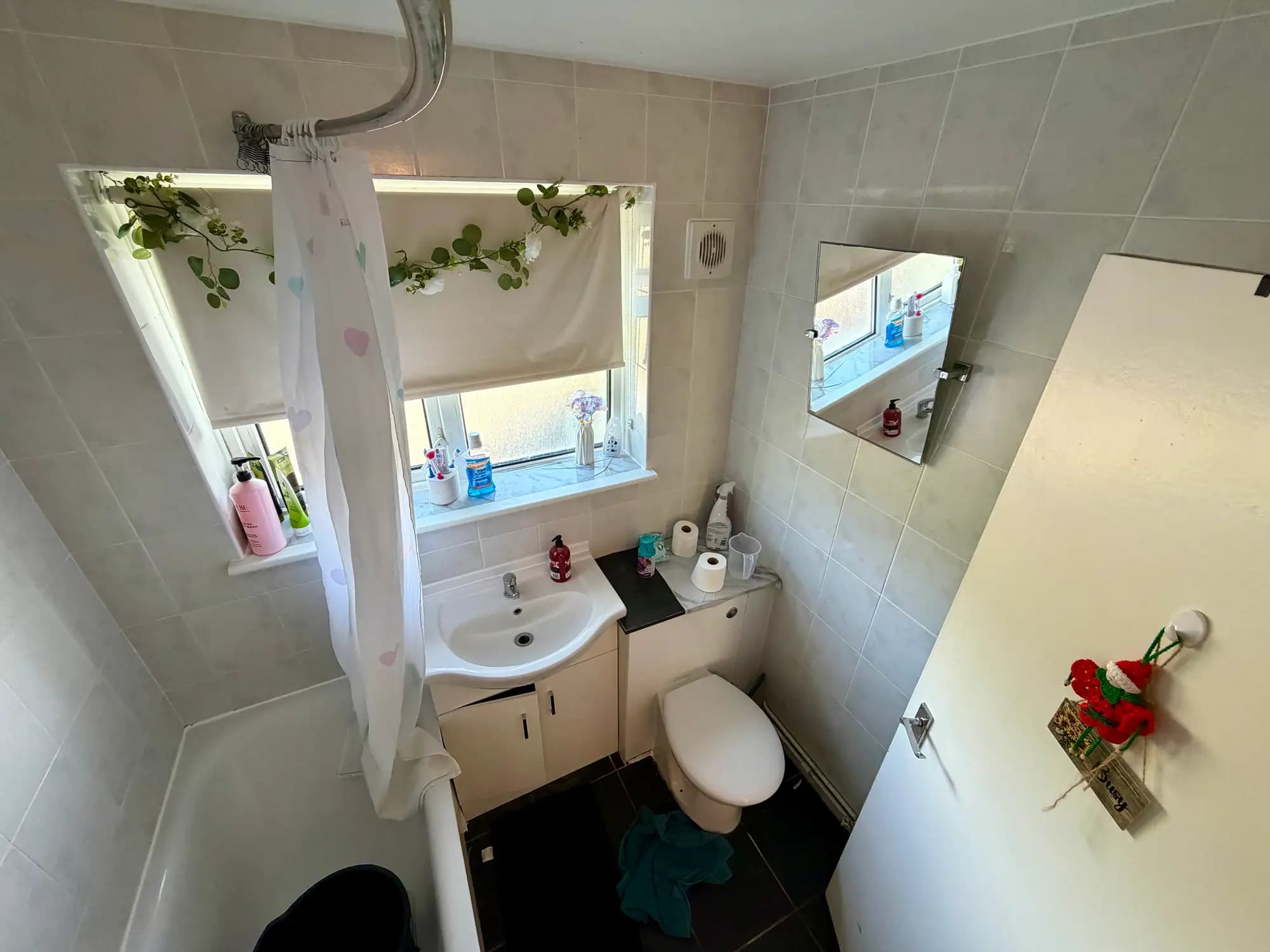 property photo 9 of 16
