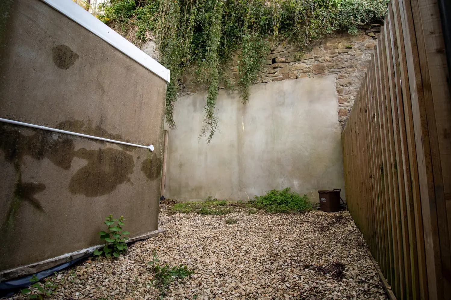 property photo 13 of 14