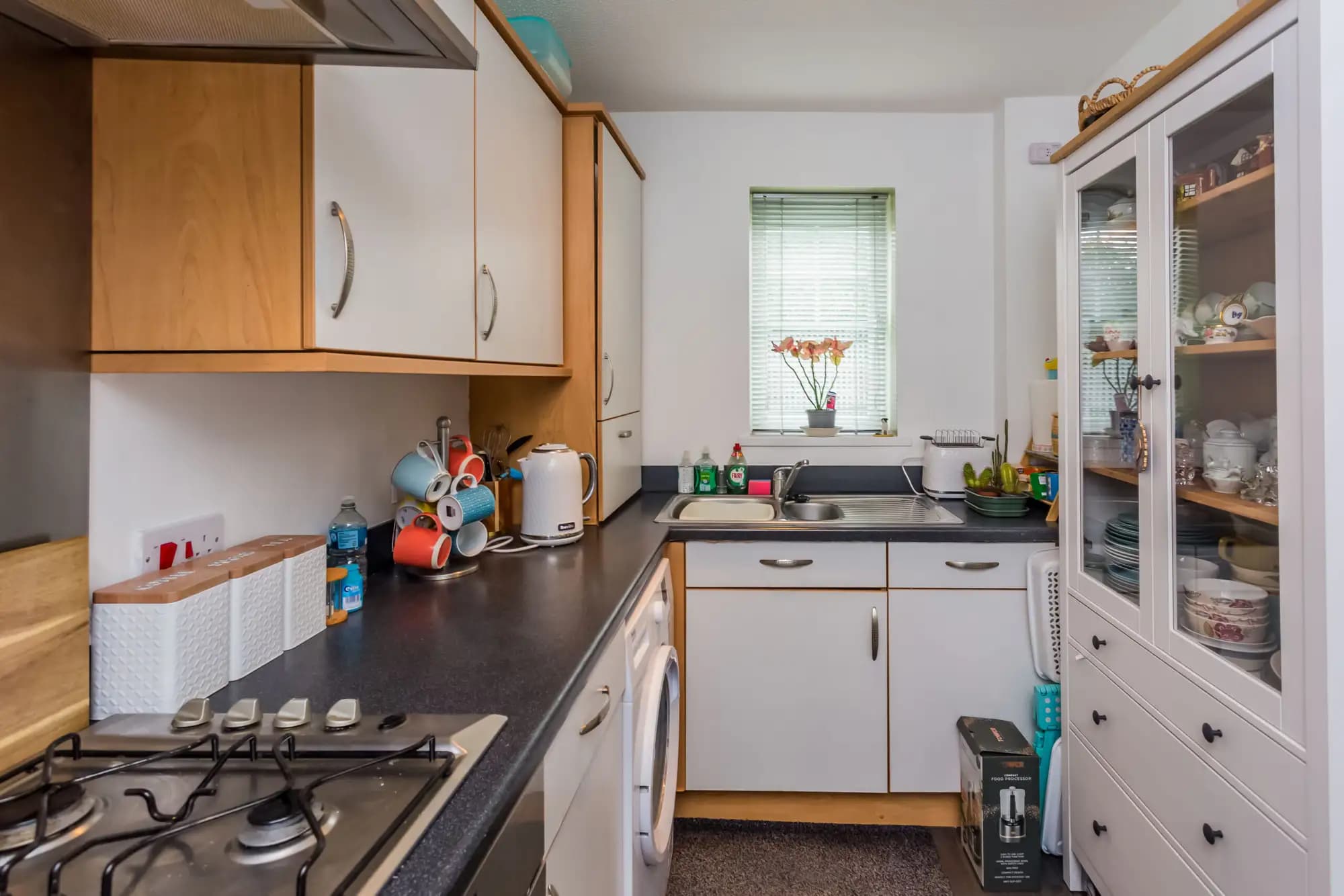 property photo 6 of 15