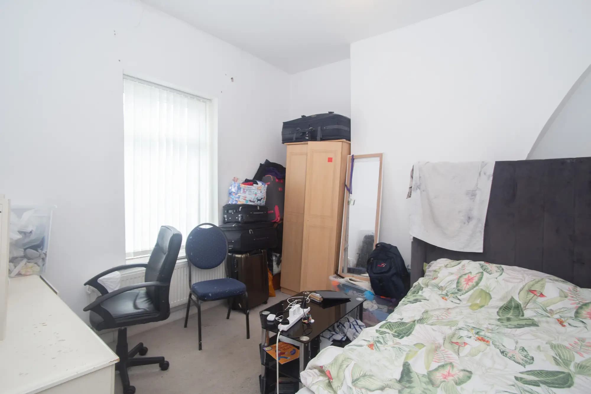 property photo 10 of 19