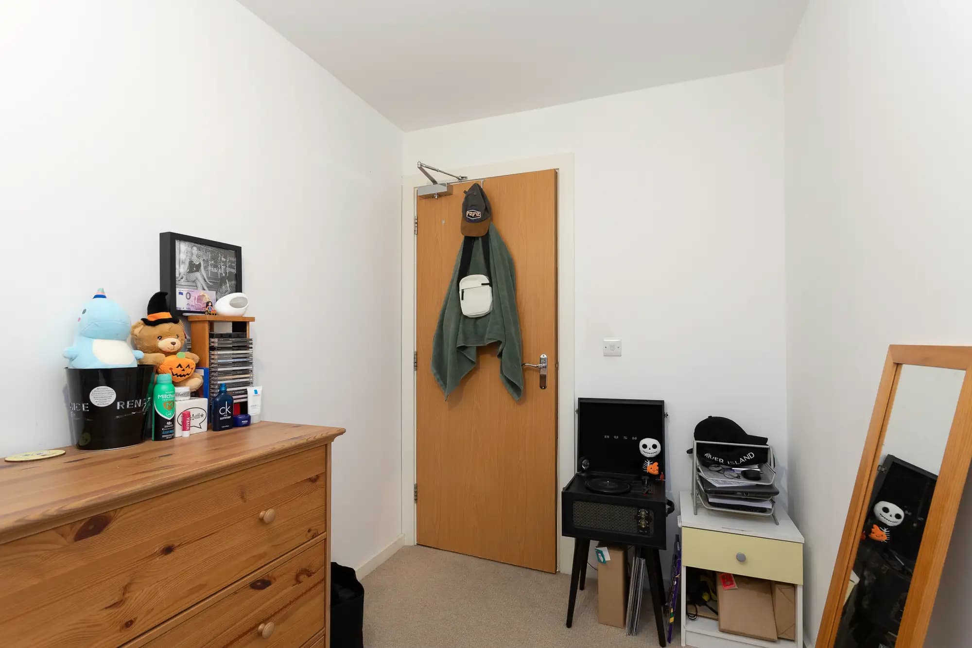 property photo 17 of 21