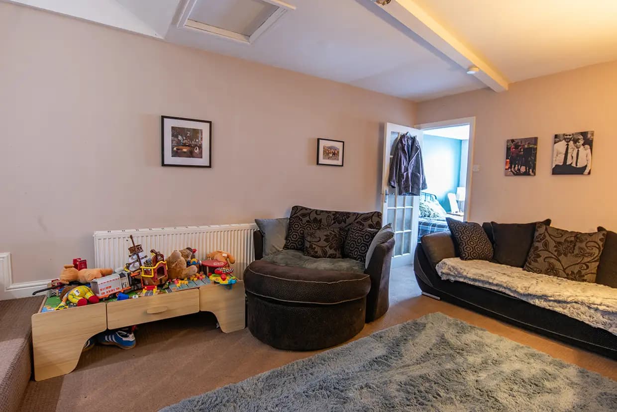 property photo 59 of 78