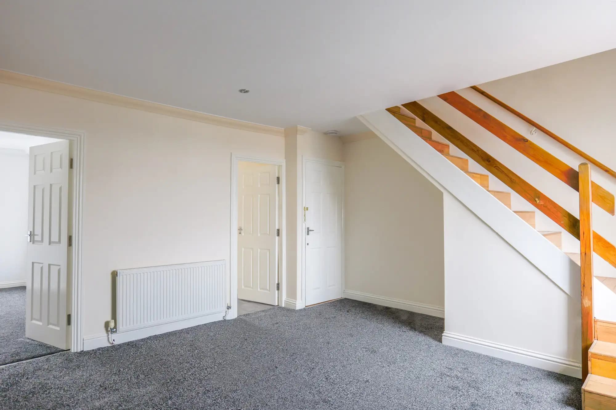 property photo 5 of 24