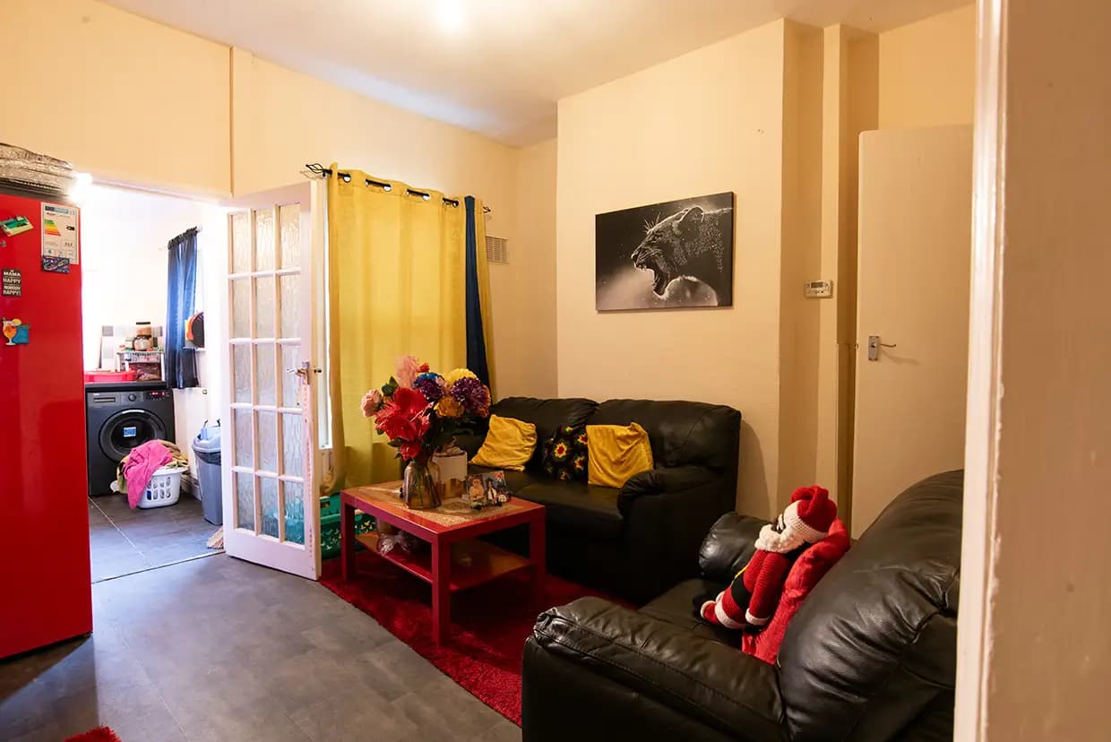 property photo 2 of 21