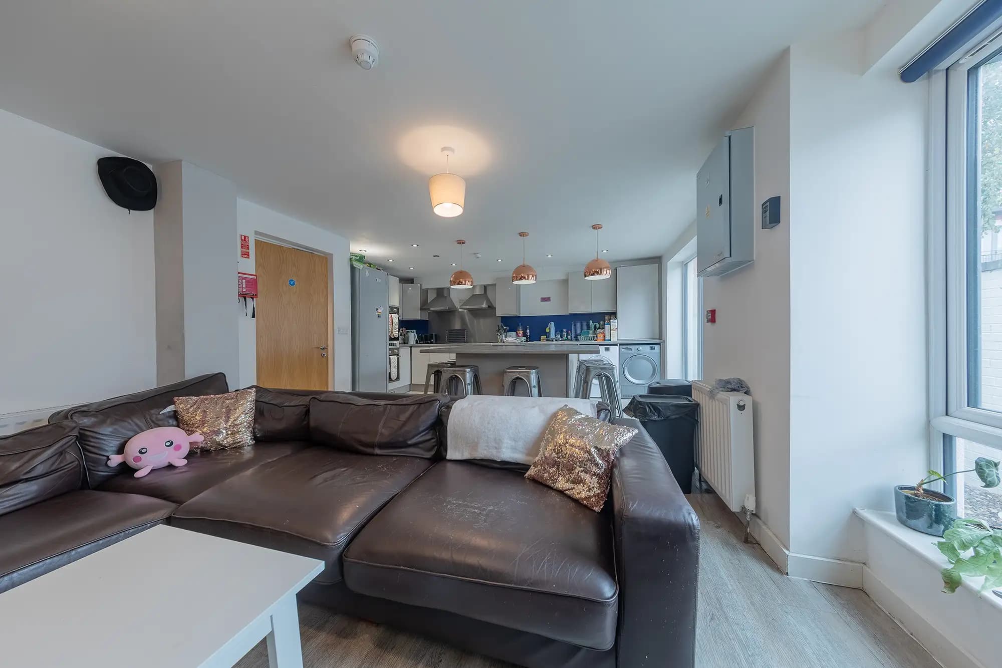 property photo 31 of 44