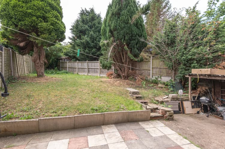 property photo 16 of 18
