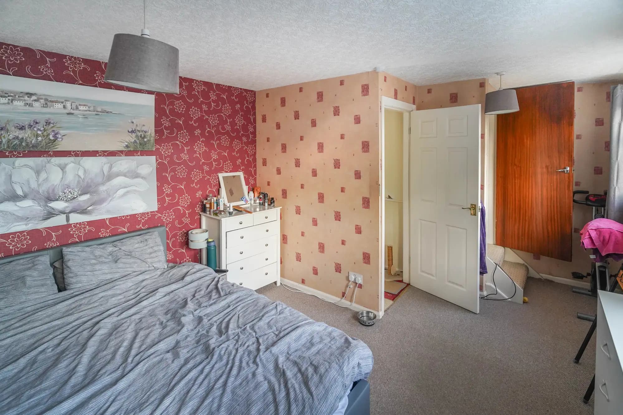 property photo 14 of 30
