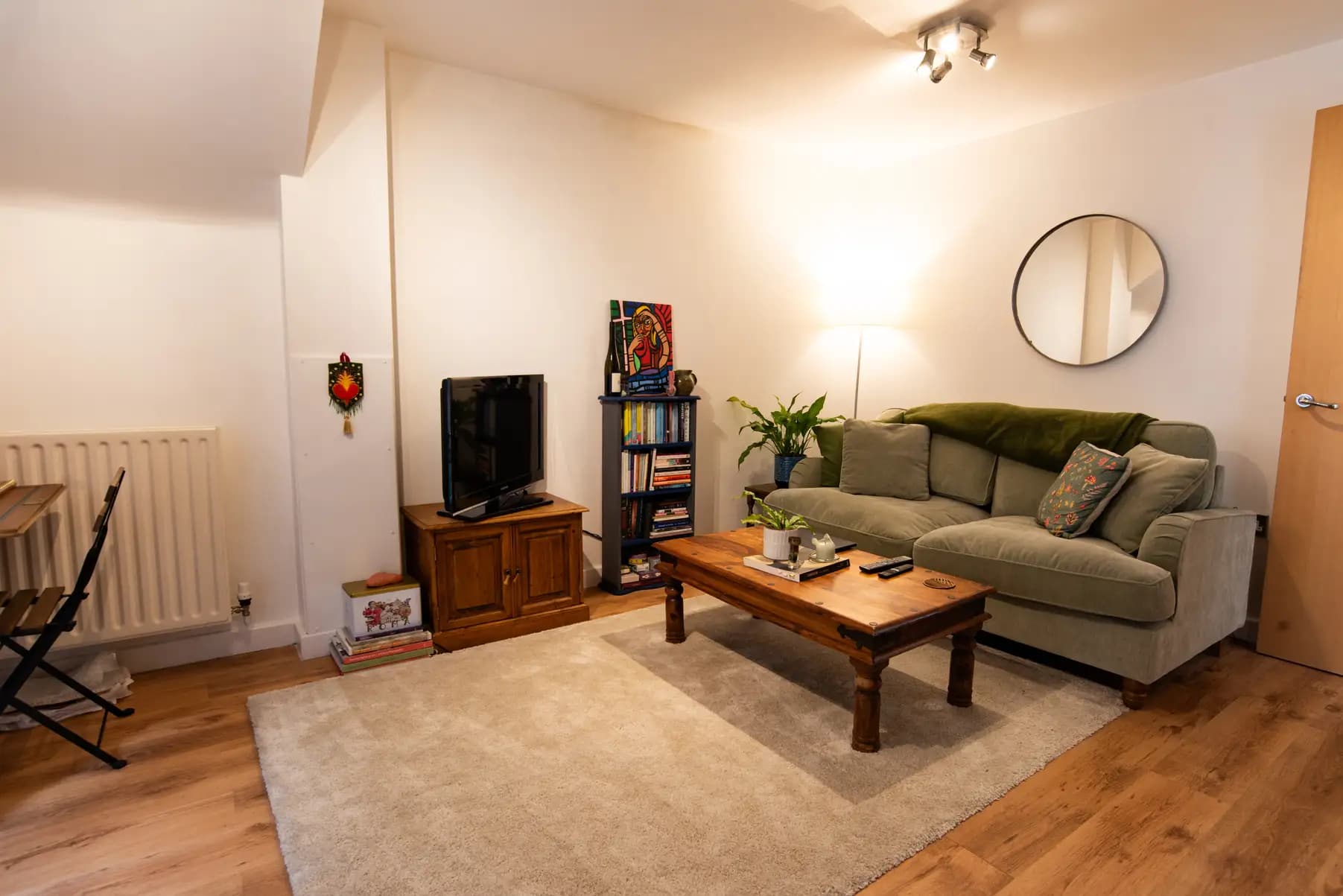 property photo 4 of 13