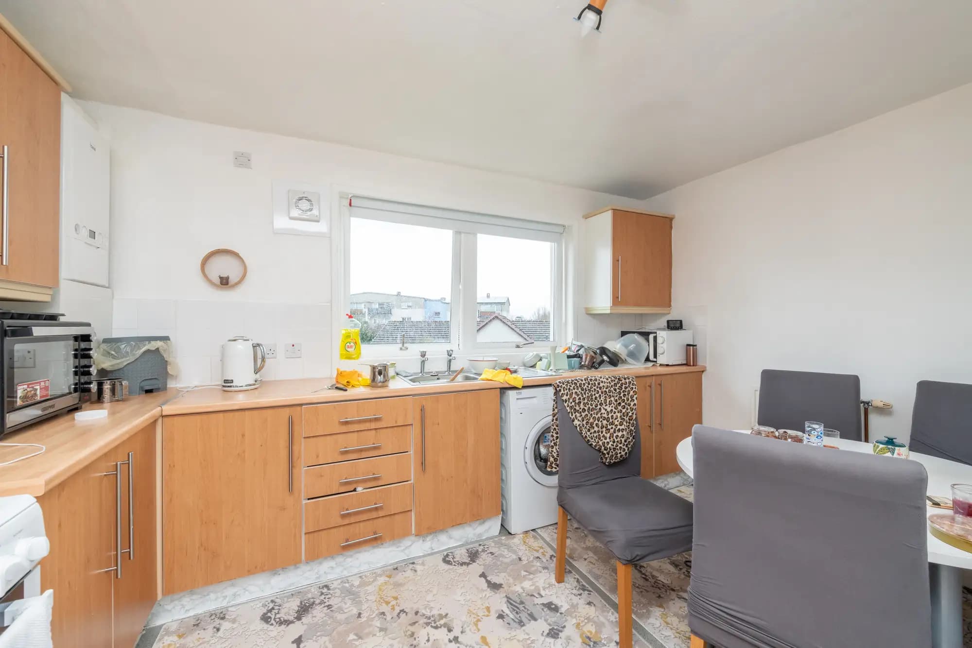 property photo 7 of 30