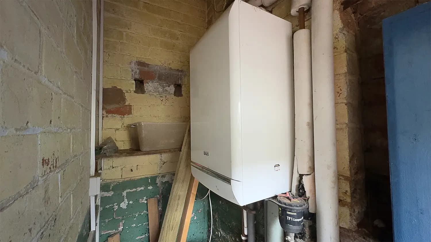 property photo 18 of 26