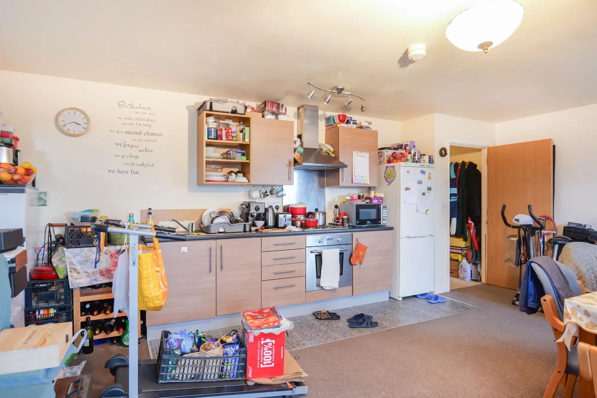 property photo 4 of 22