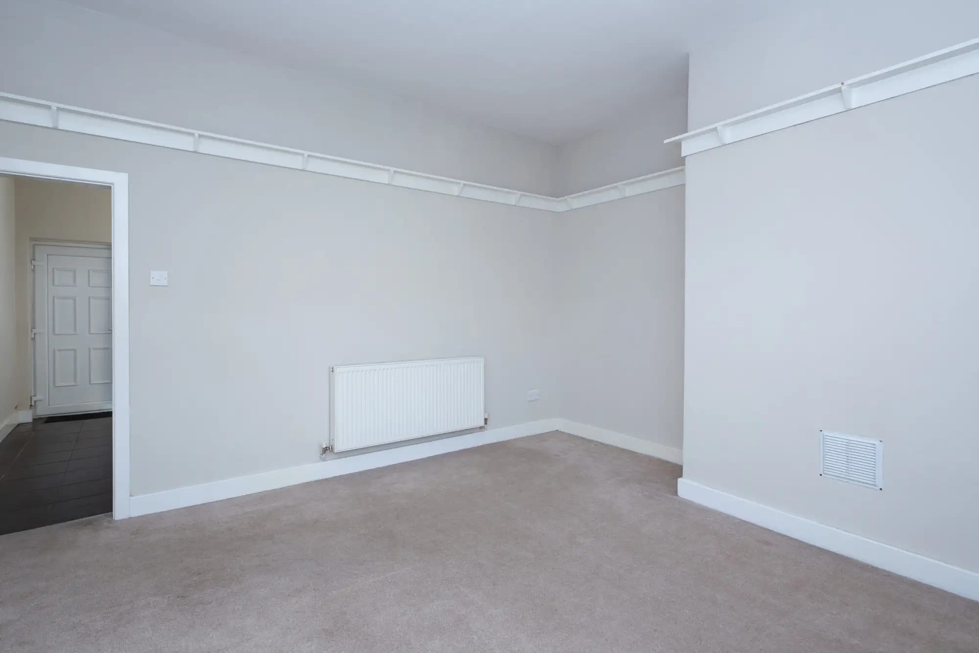 property photo 13 of 23