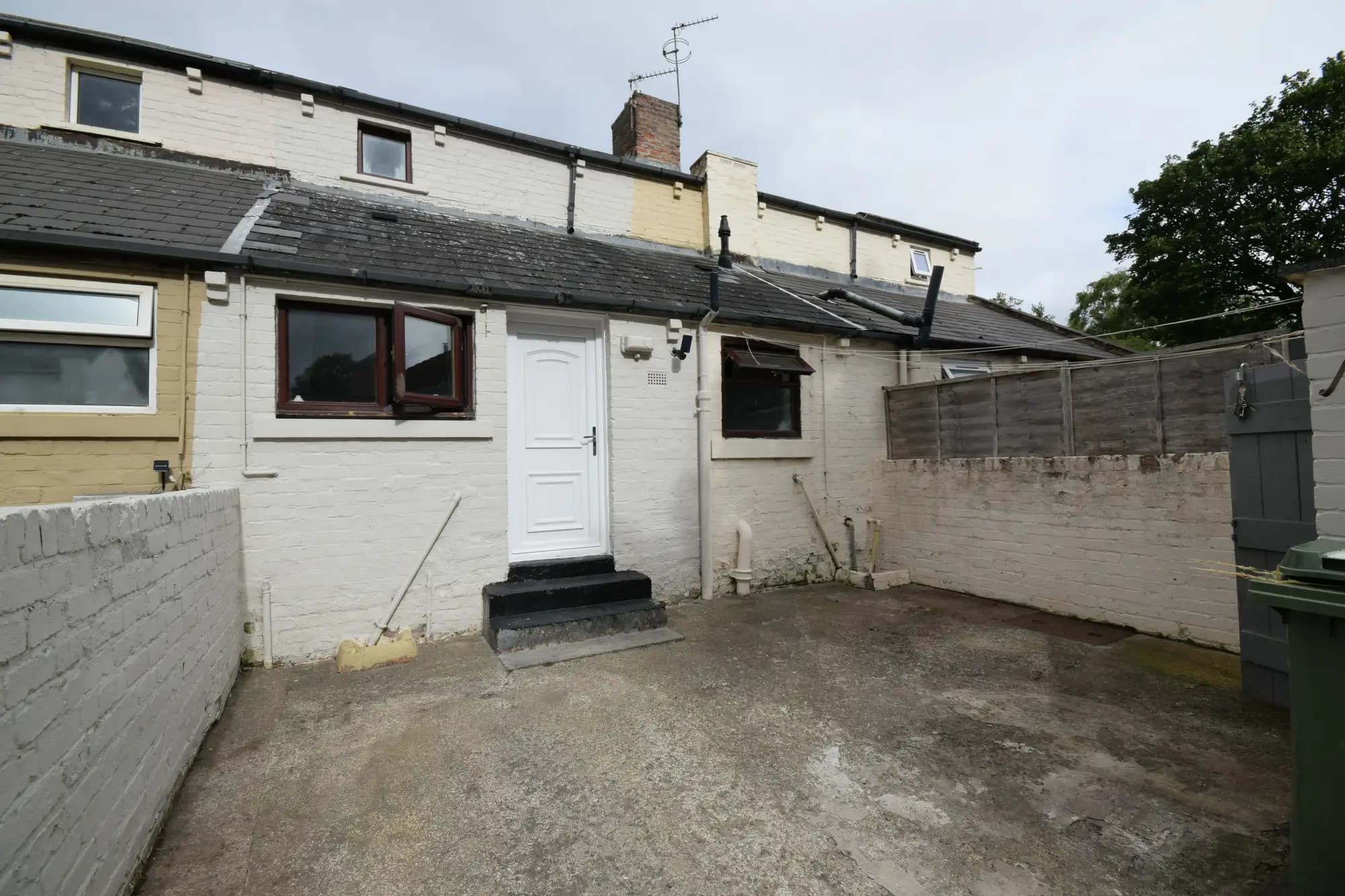 property photo 15 of 16