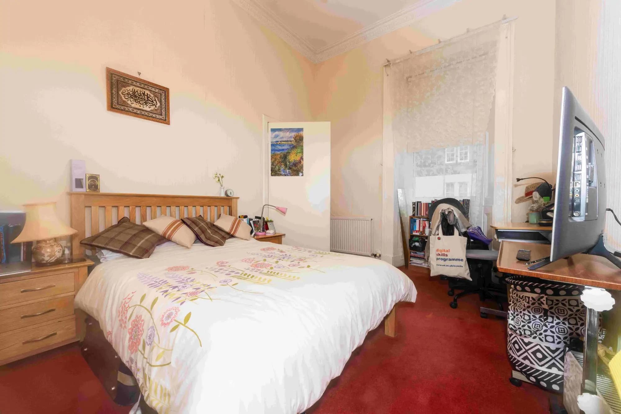 property photo 8 of 12