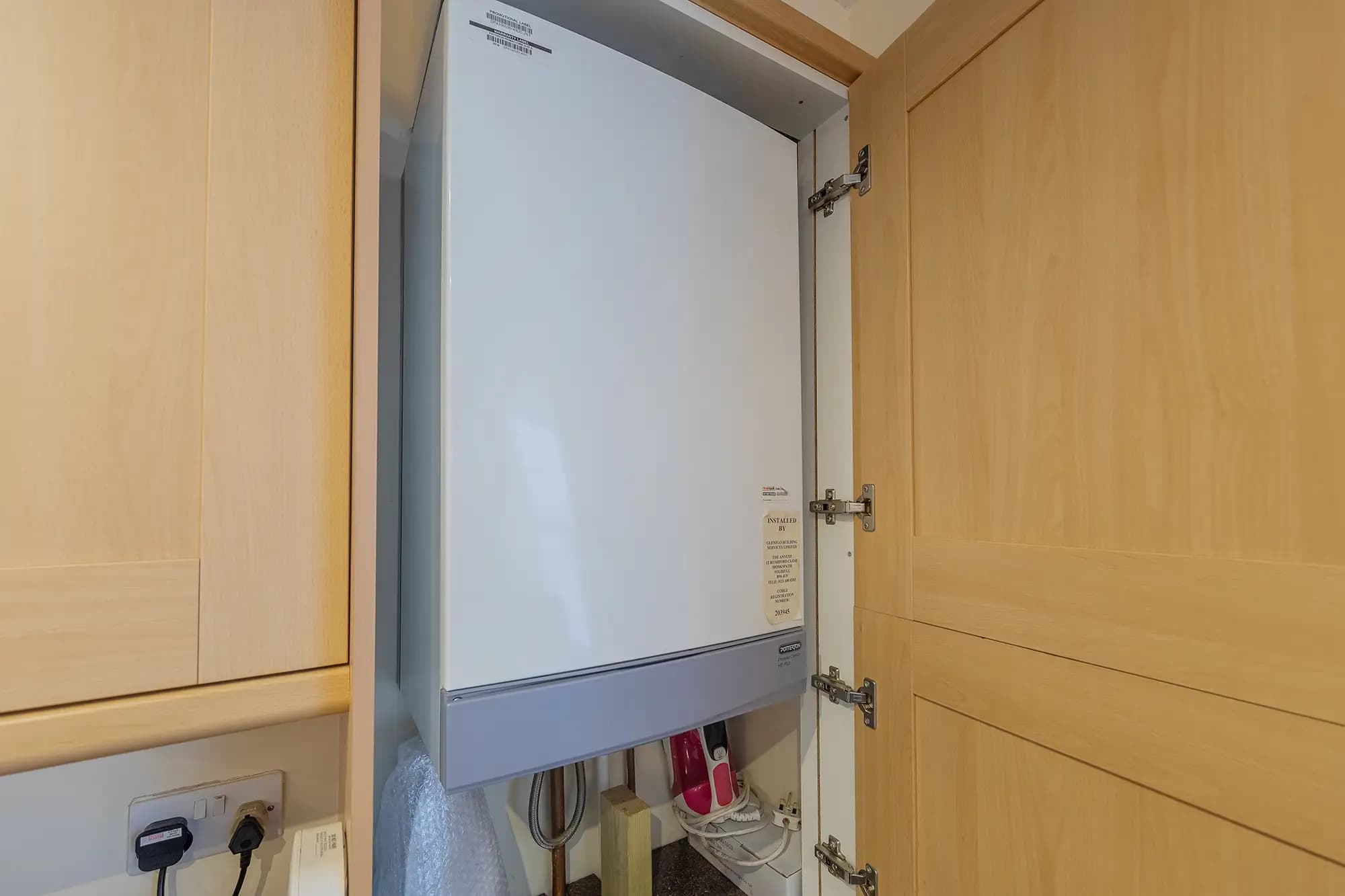 property photo 13 of 17