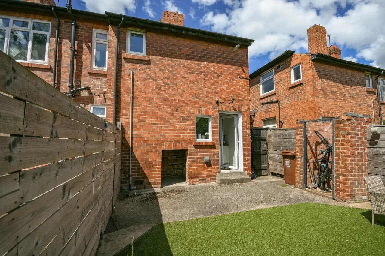property photo 19 of 20