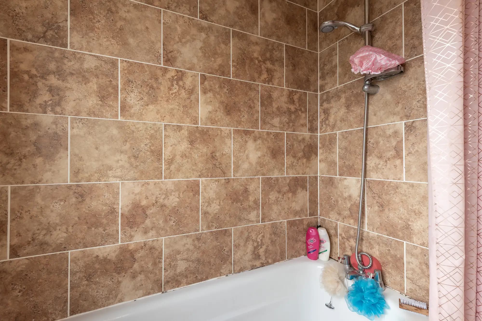 property photo 13 of 27