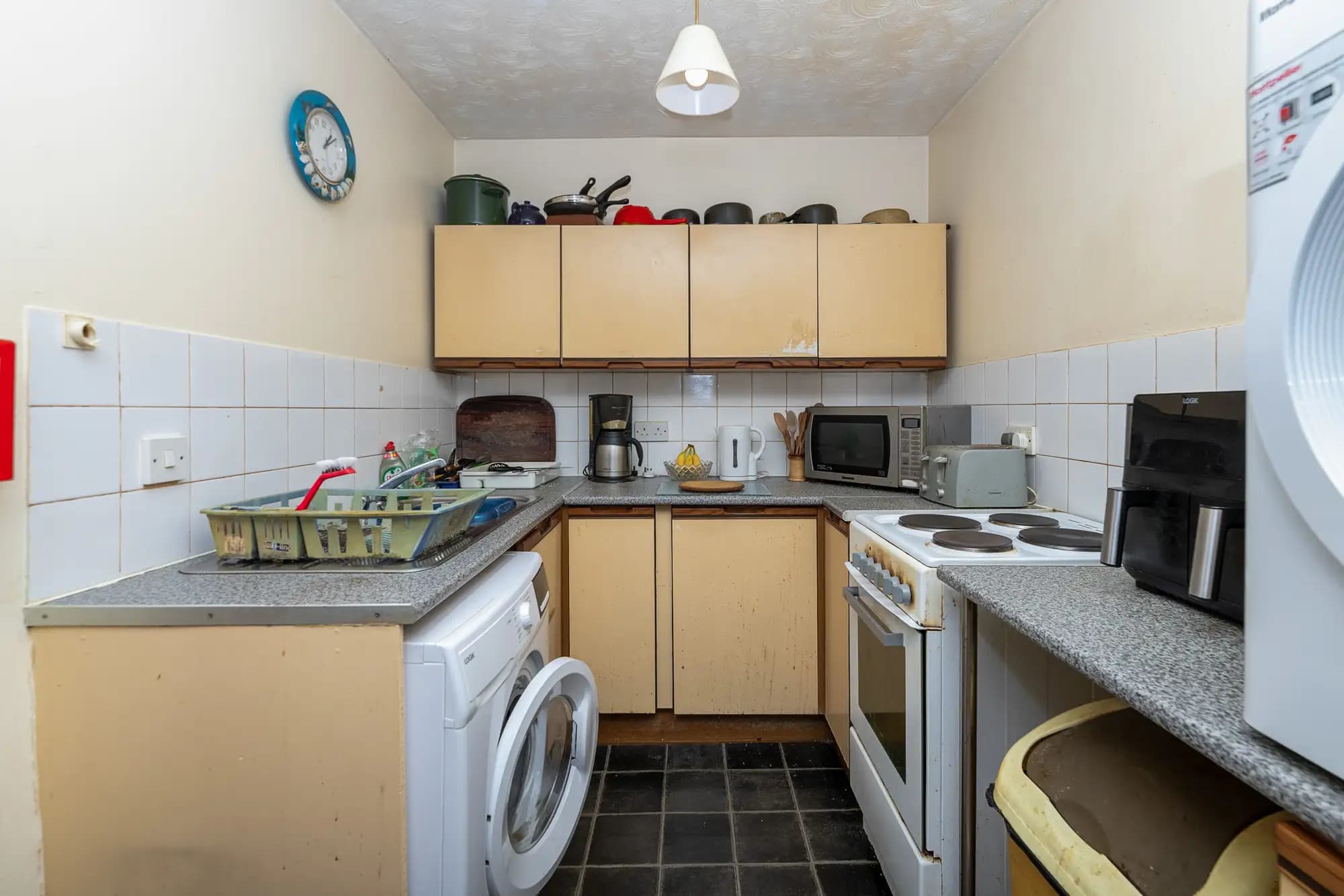 property photo 11 of 29